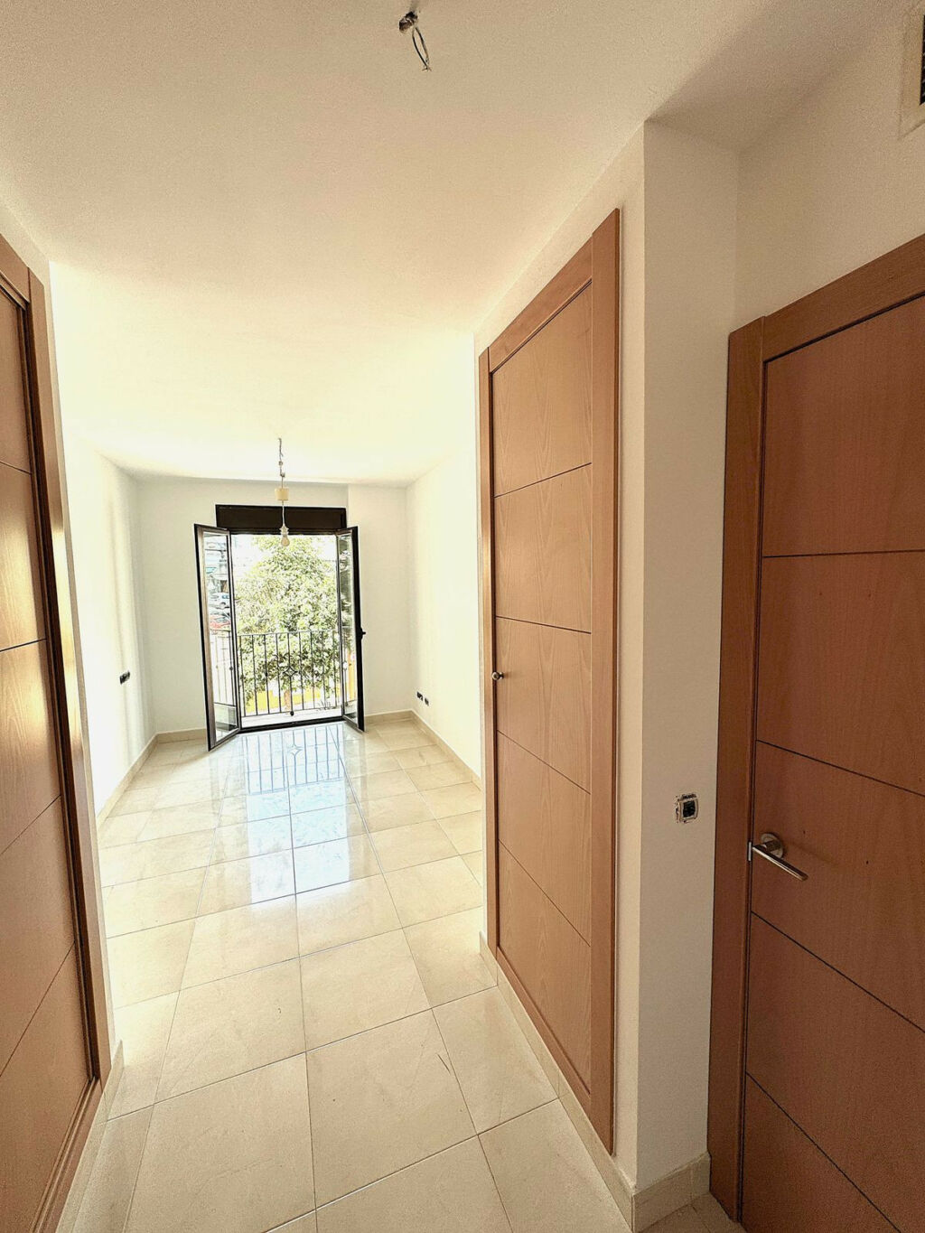Middle Floor Apartment Los Boliches Málaga - image 10