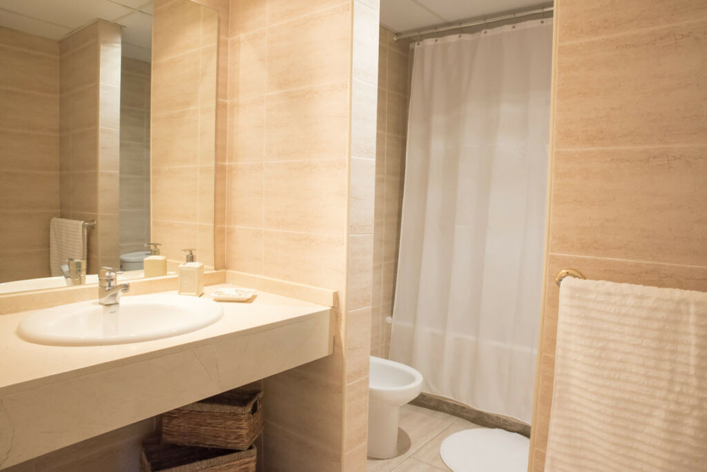 Penthouse Guadalmina Baja Málaga - image 10