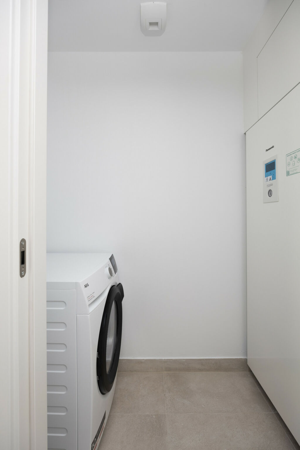 Middle Floor Apartment Fuengirola Málaga - image 10