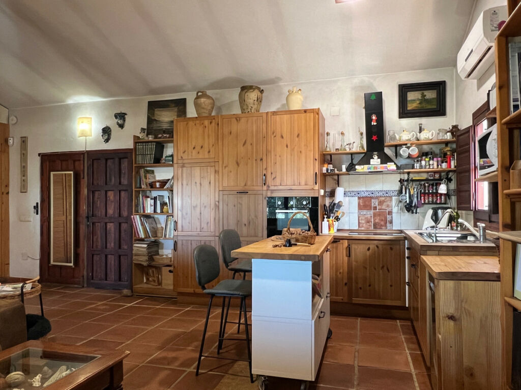 Detached Villa Almayate Málaga - image 10