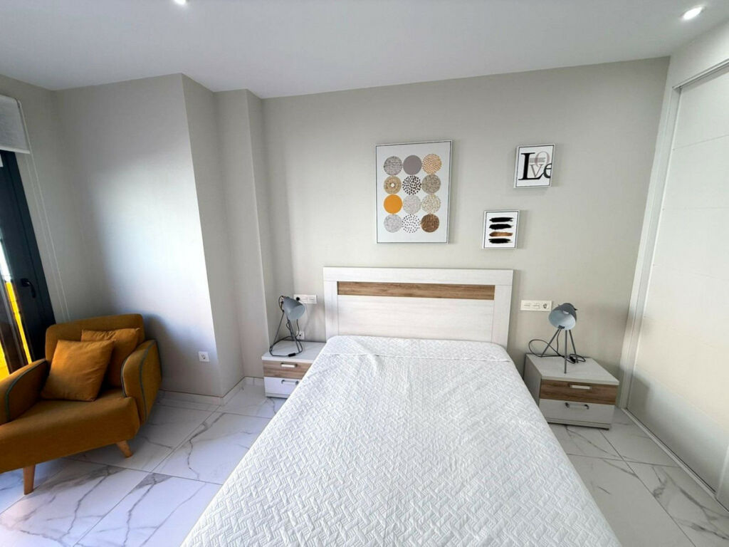 Middle Floor Apartment La Mata Alicante - image 10