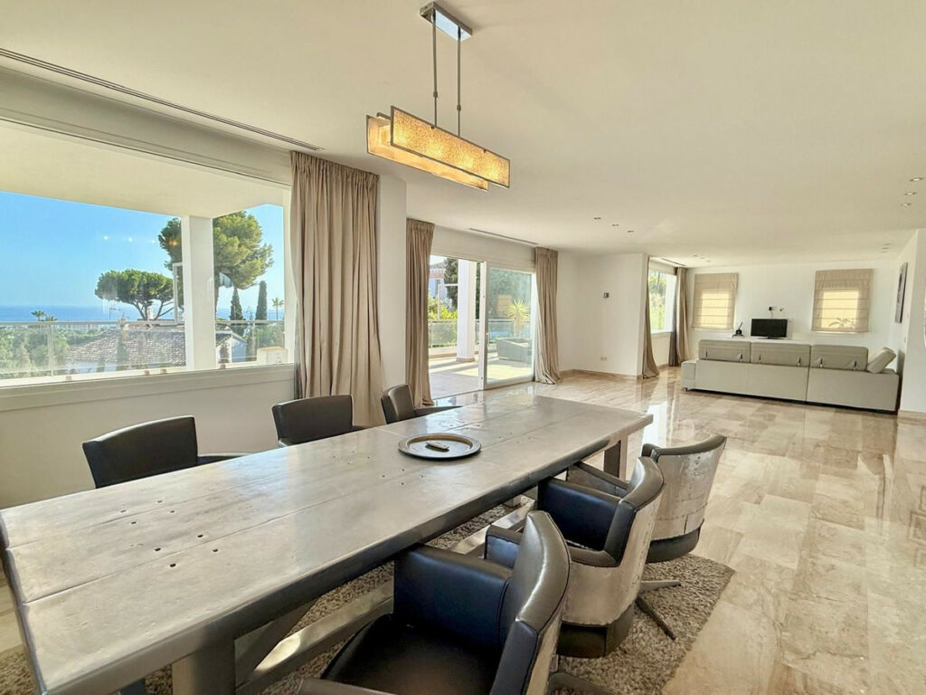Detached Villa El Rosario Málaga - image 10