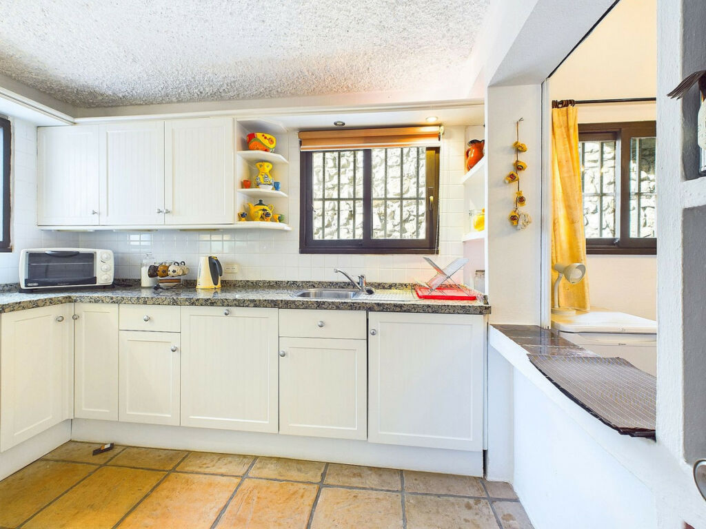 Duplex Estepona Málaga - image 10