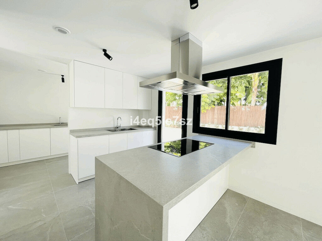 Detached Villa Javea Alicante - image 10