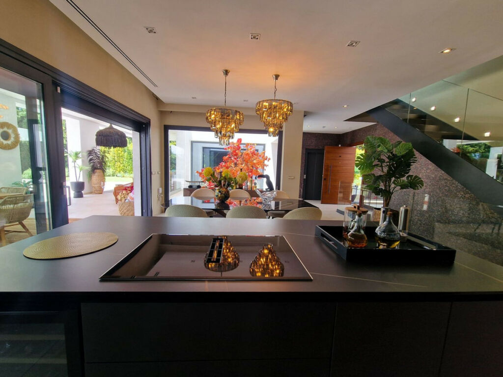 Detached Villa Marbella Málaga - image 10