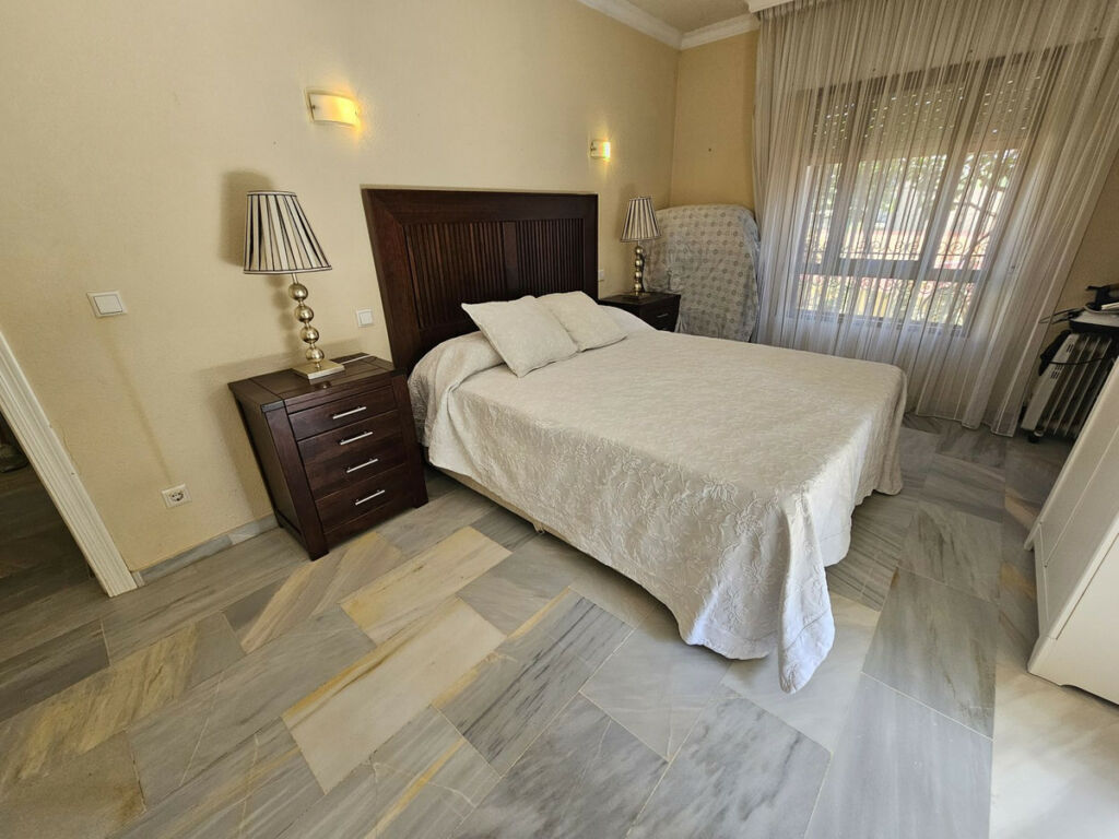 Ground Floor Apartment La Cala de Mijas Málaga - image 11