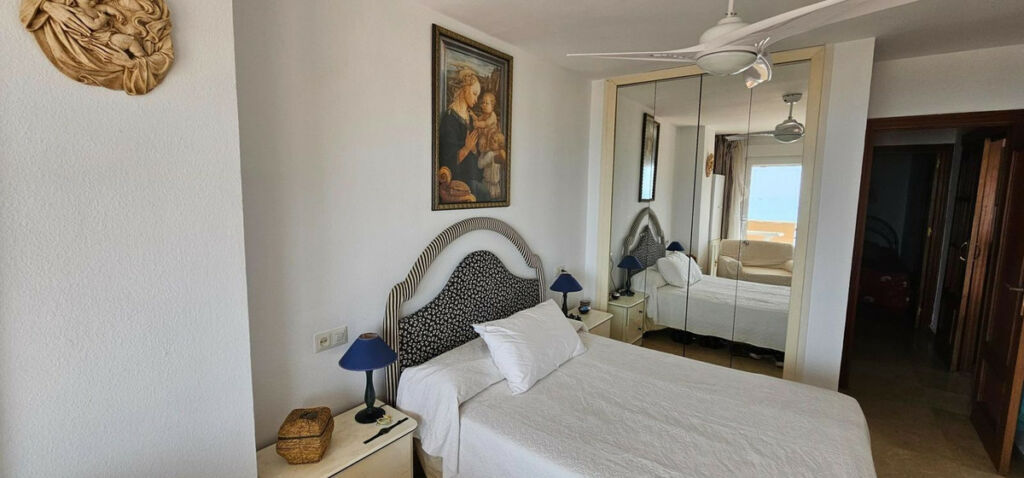Middle Floor Apartment Los Boliches Málaga - image 10