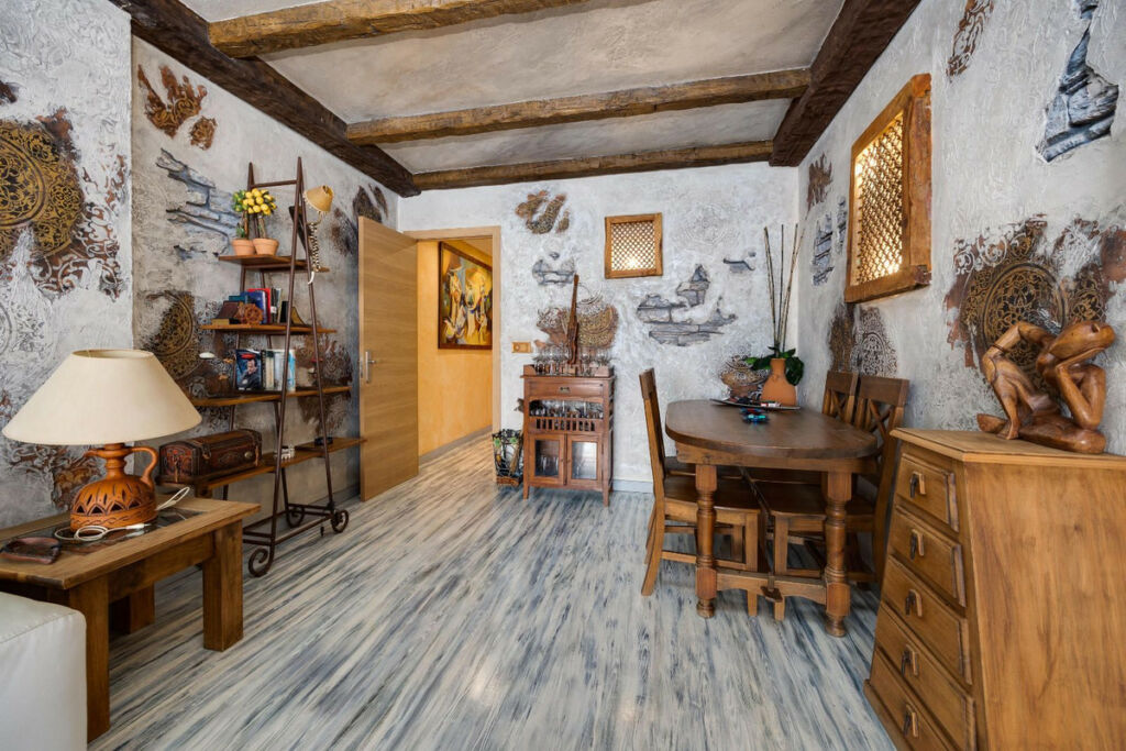 Middle Floor Apartment Torrevieja Alicante - image 10