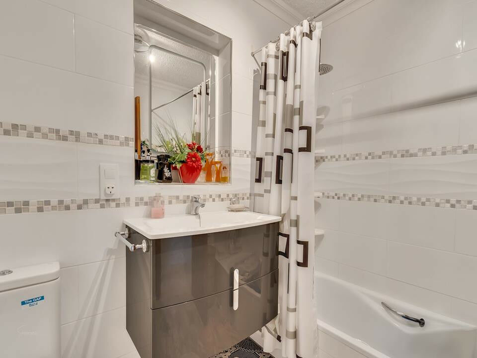 Detached Villa Benidoleig Alicante - image 10
