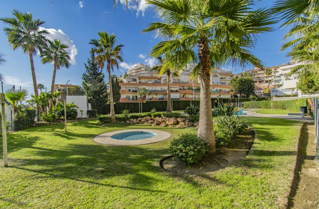 Penthouse Torrequebrada Málaga - image 10