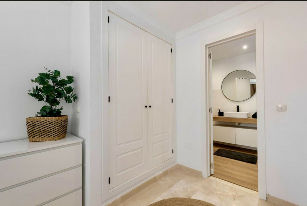 Ground Floor Apartment Benahavís Málaga - image 18