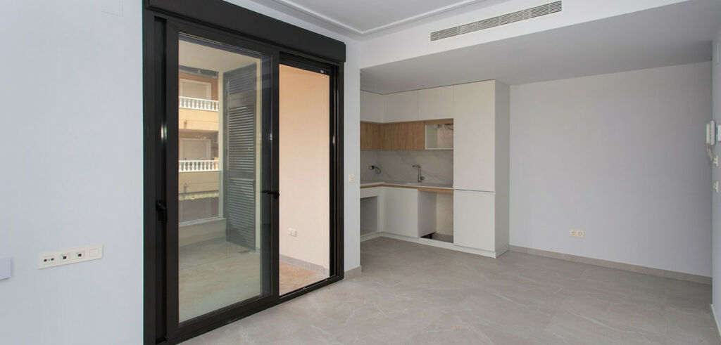 Middle Floor Apartment Playa Del Cura Alicante - image 10
