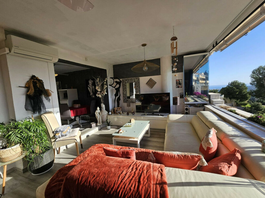 Middle Floor Apartment Casares Playa Málaga - image 14