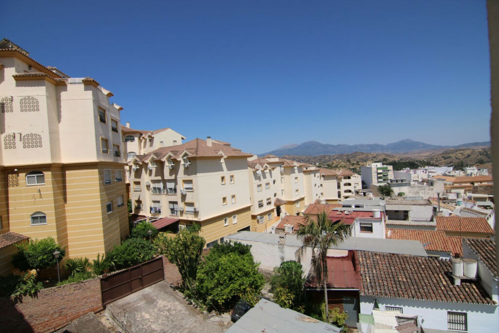 Townhouse Coín Málaga - image 10