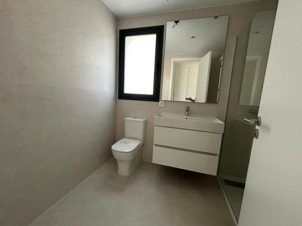 Middle Floor Apartment Estepona Málaga - image 10