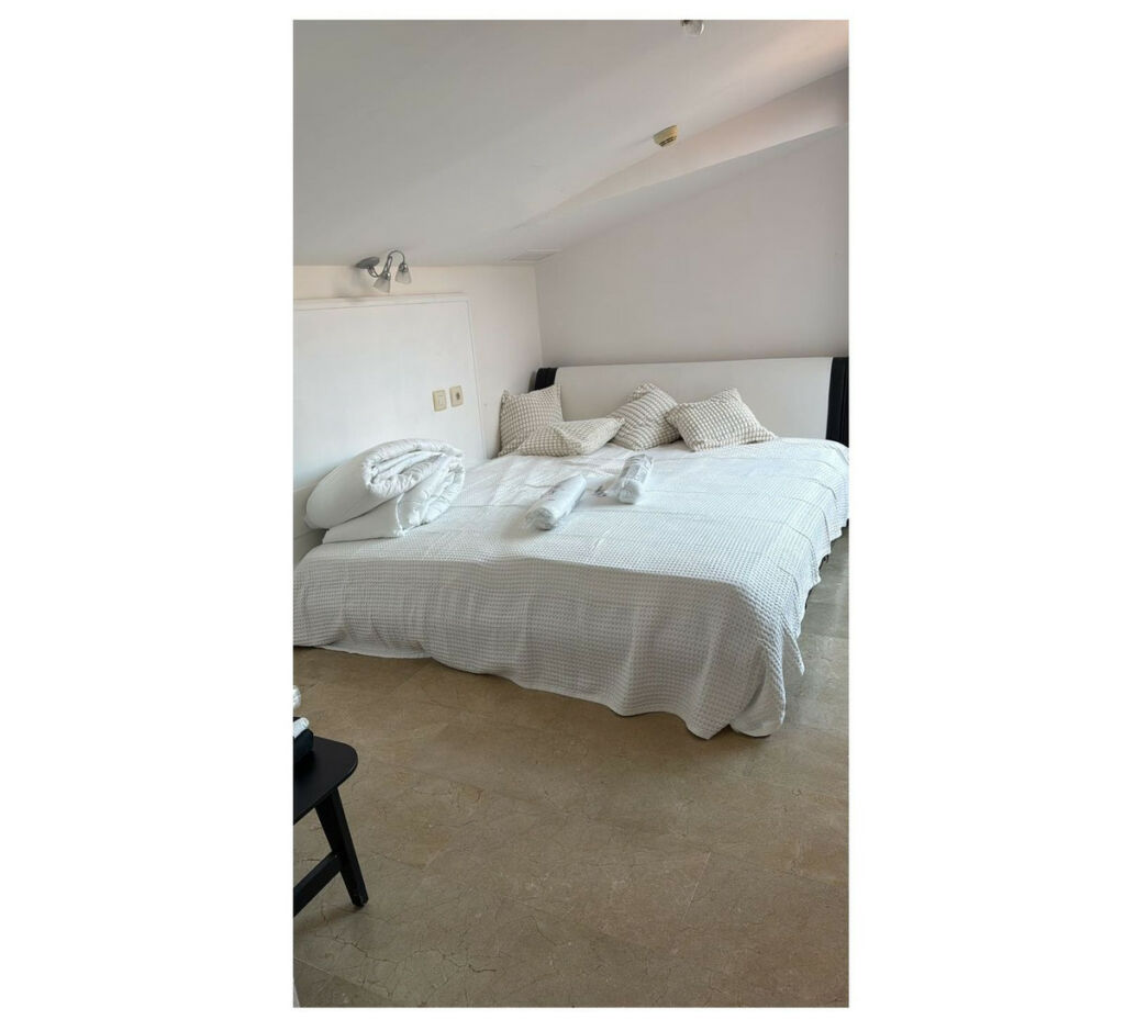 Penthouse Manilva Málaga - image 10
