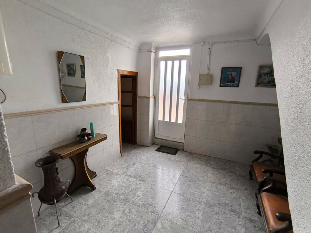 Townhouse Yecla Murcia - image 10