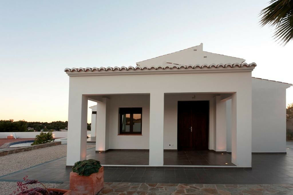 Bungalow Moraira Alicante - image 10