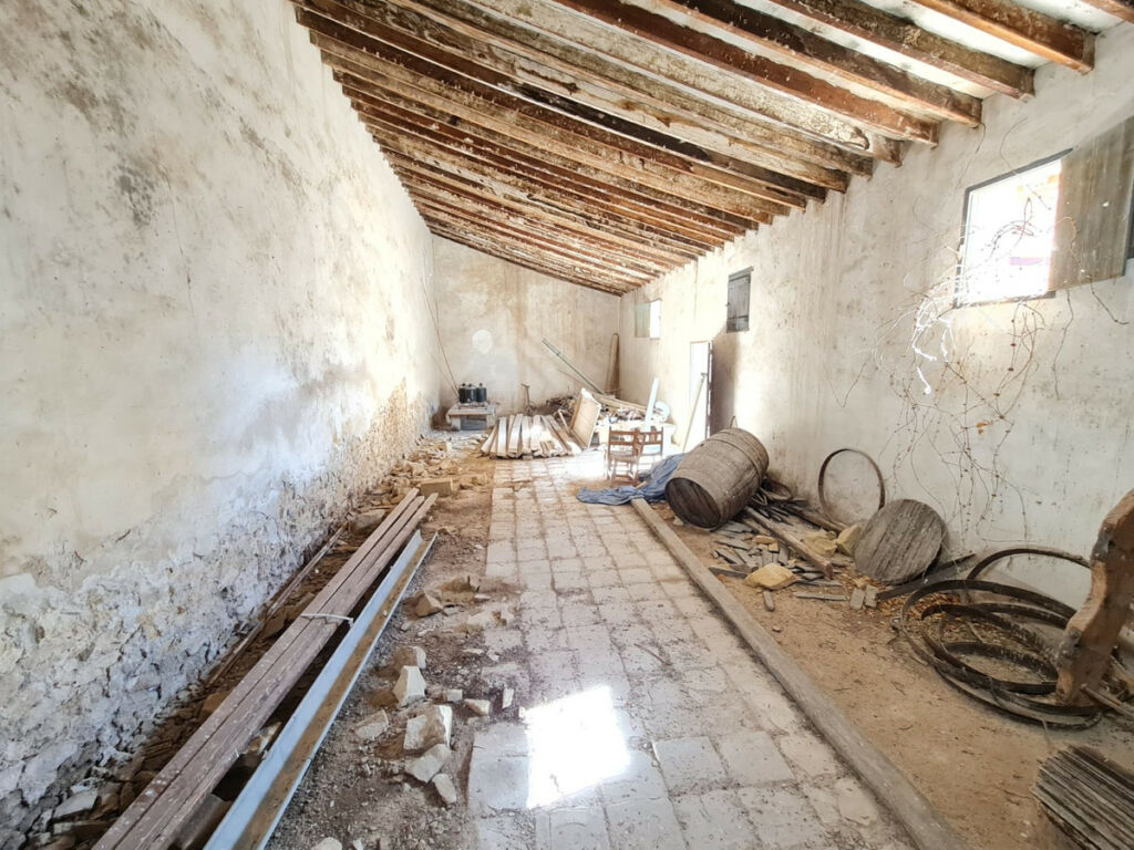 Townhouse Pinoso Alicante - image 10