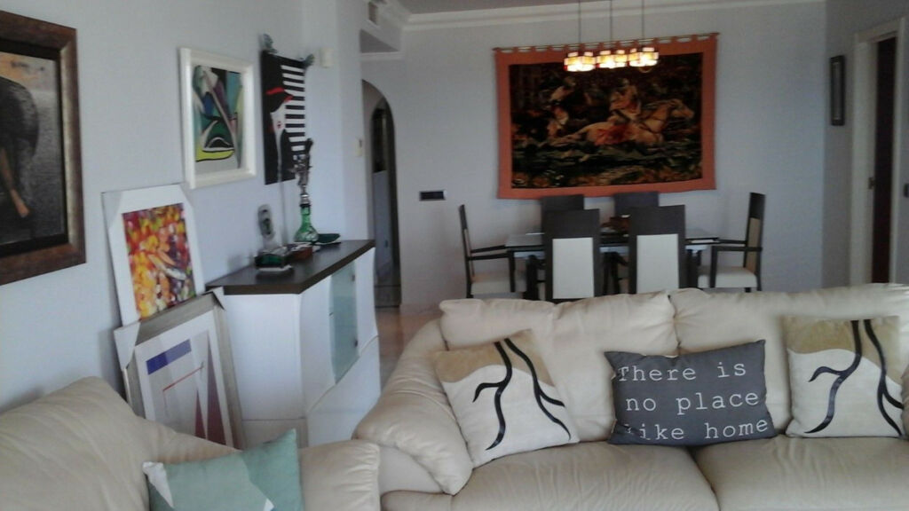 Middle Floor Apartment Puerto Banús Málaga - image 9