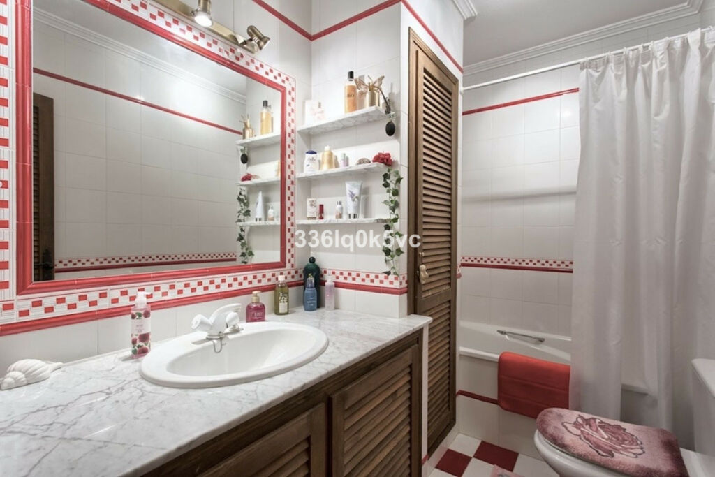 Townhouse Benahavís Málaga - image 10