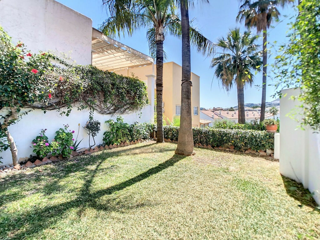 Semi-Detached House Arroyo de la Miel Málaga - image 10