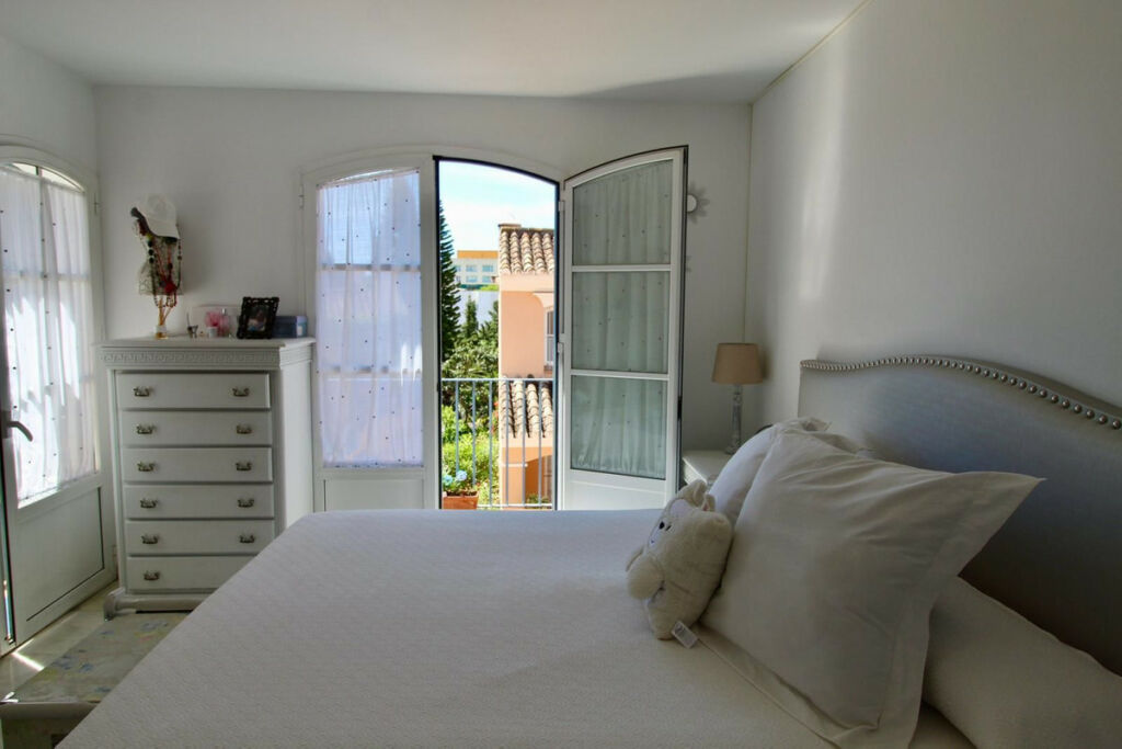 Townhouse Marbella Málaga - image 10