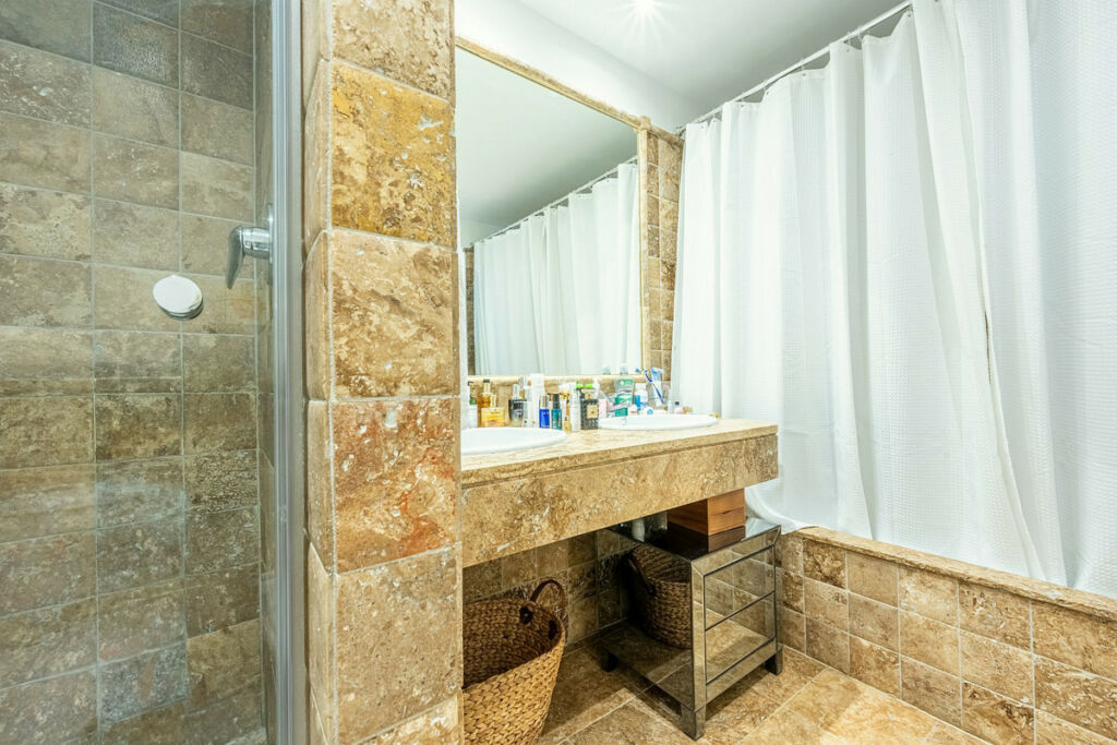 Ground Floor Apartment Estepona Málaga - image 9