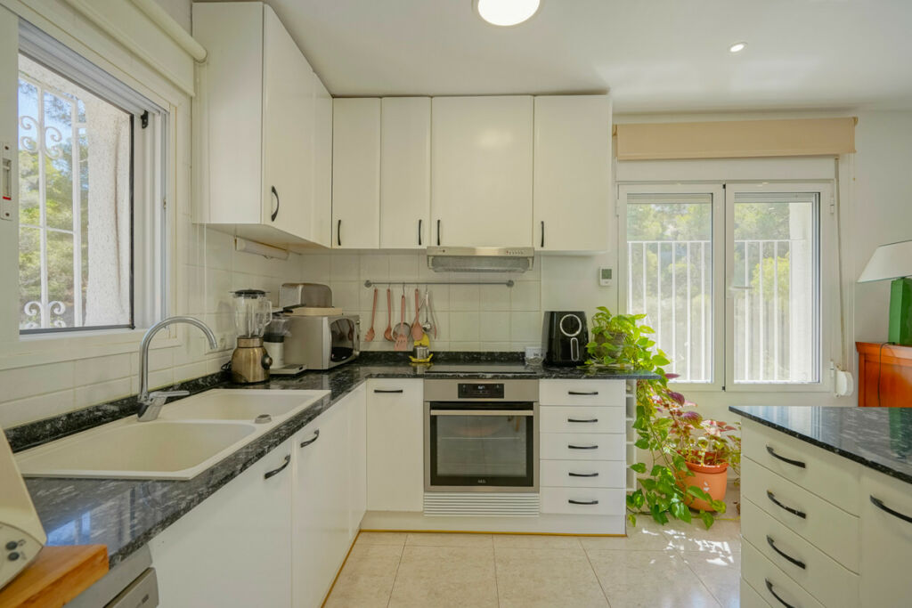 Detached Villa Benissa Alicante - image 10