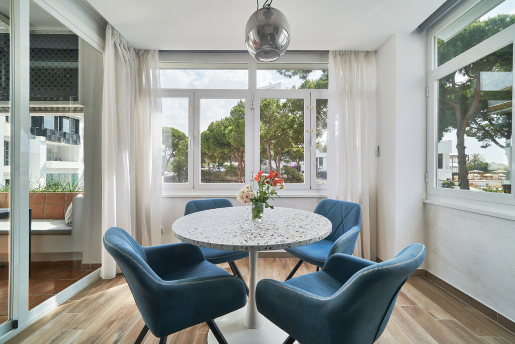 Middle Floor Apartment Elviria Málaga - image 10