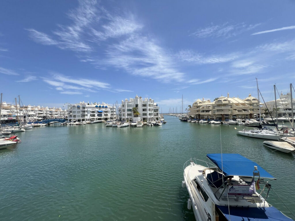 Middle Floor Studio Benalmadena Málaga - image 10