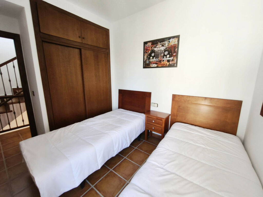 Detached Villa Algorfa Alicante - image 9