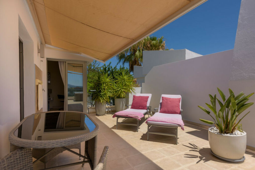Penthouse Los Flamingos Málaga - image 10