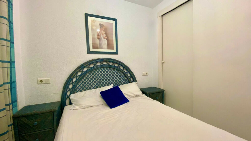 Middle Floor Apartment Benidorm Alicante - image 10
