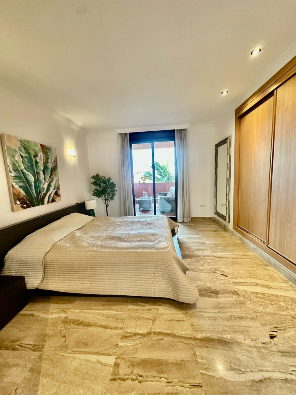 Middle Floor Apartment Estepona Málaga - image 10