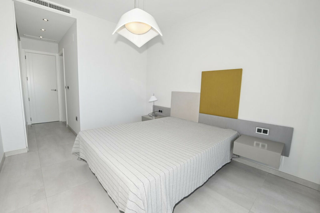 Middle Floor Apartment Benidorm Alicante - image 10