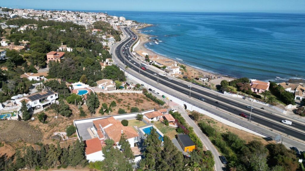 Detached Villa El Chaparral Málaga - image 103