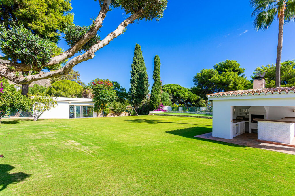 Detached Villa Benalmadena Málaga - image 104