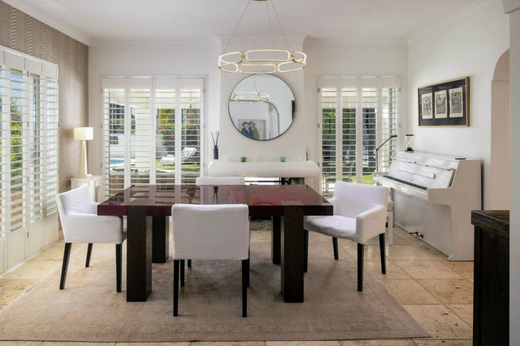 Detached Villa La Quinta Málaga - image 11