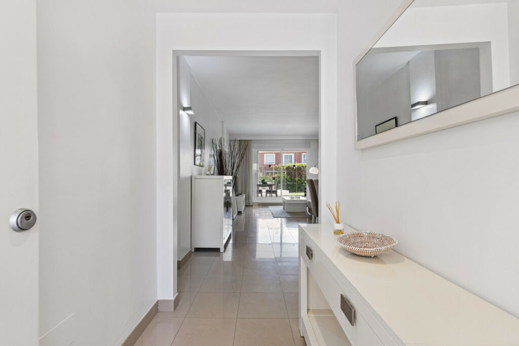 Ground Floor Apartment Estepona Málaga - image 13