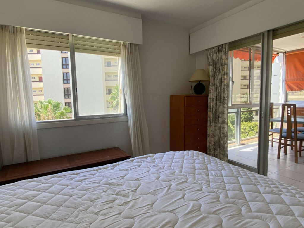 Middle Floor Apartment Marbella Málaga - image 11