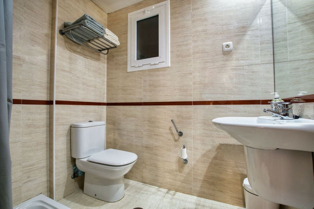 Ground Floor Studio Rincón de la Victoria Málaga - image 11