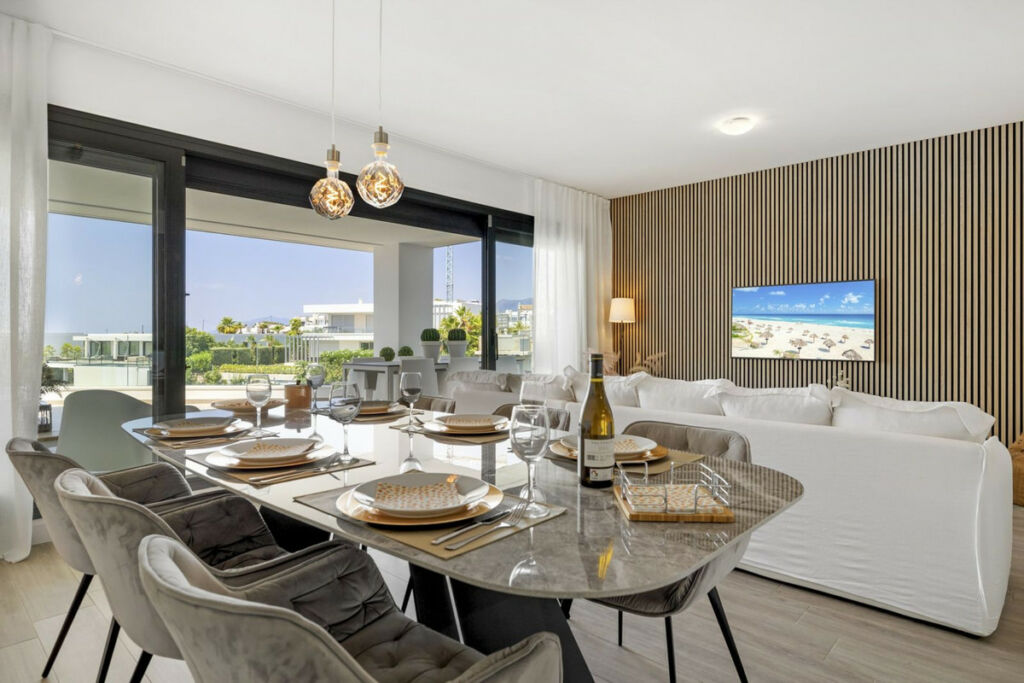 Ground Floor Apartment Cabopino Málaga - image 11