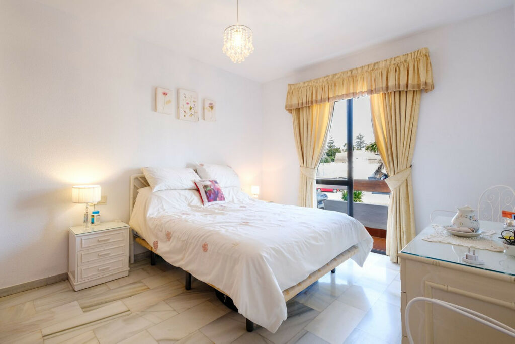 Middle Floor Apartment Nerja Málaga - image 11