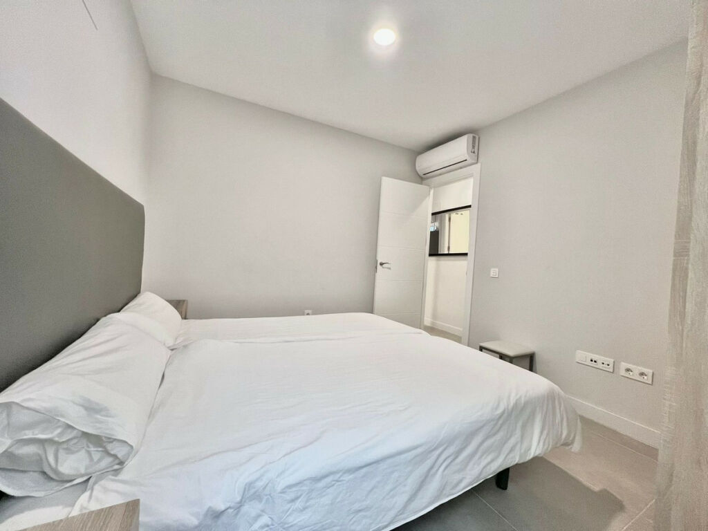 Ground Floor Apartment Fuengirola Málaga - image 11