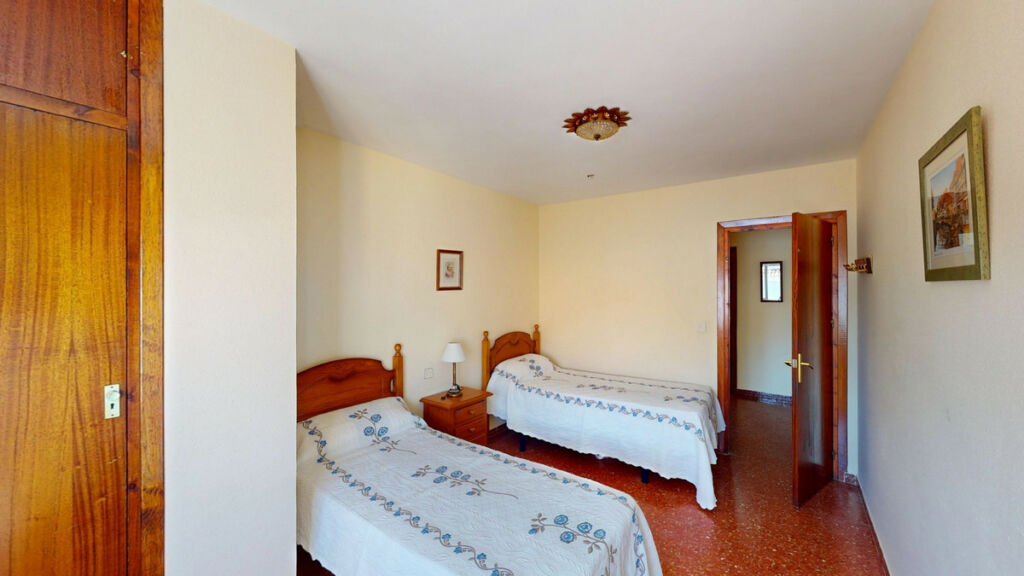 Middle Floor Apartment Torre del Mar Málaga - image 11