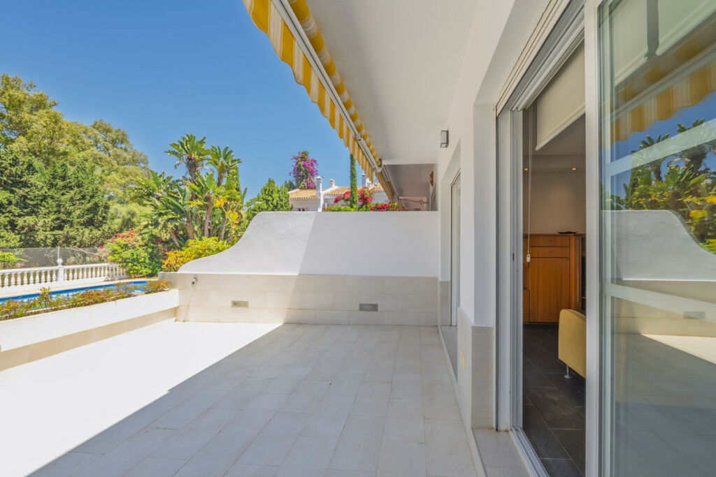 Semi-Detached House Artola Málaga - image 11