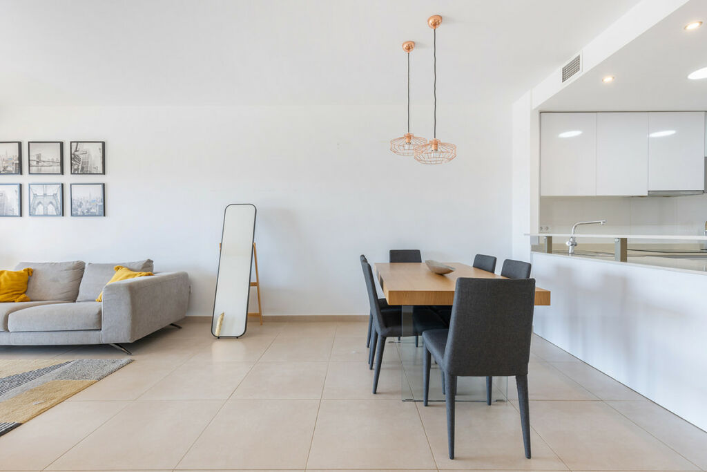 Middle Floor Apartment Villamartin Alicante - image 11