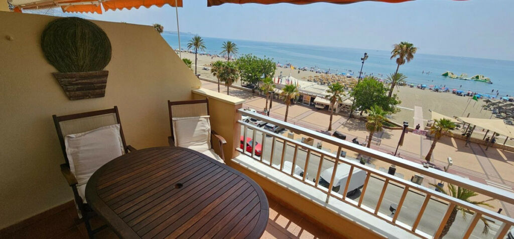 Middle Floor Apartment Los Boliches Málaga - image 11