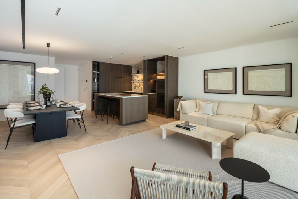 Middle Floor Apartment The Golden Mile Málaga - image 11